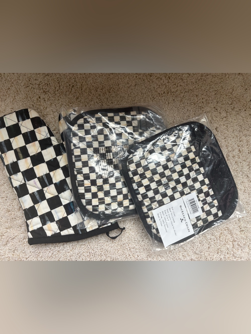 NEW SET OF THREE Mackenzie Child's Courtly Check 1 Oven Mitt Glove 2 Hot Pads